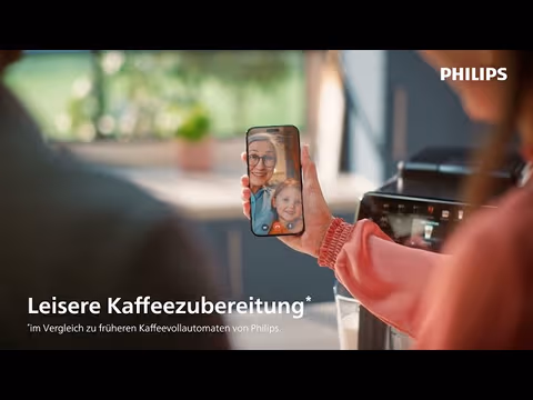 Video prodotto su EP4441/50 Serie 4400, LatteGo, Nero opaco 