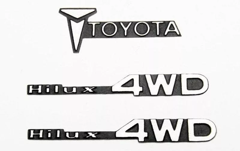 Aufkleber Toyota Hilux Emblem Set