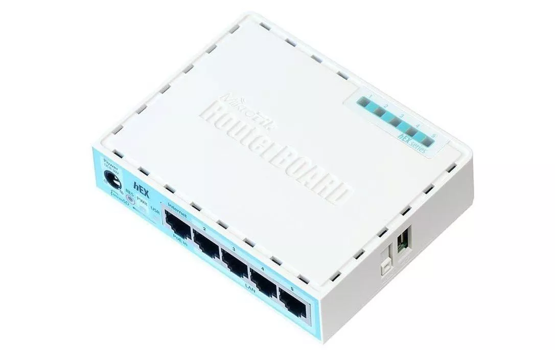 Router MikroTik RB750GR3, hEX