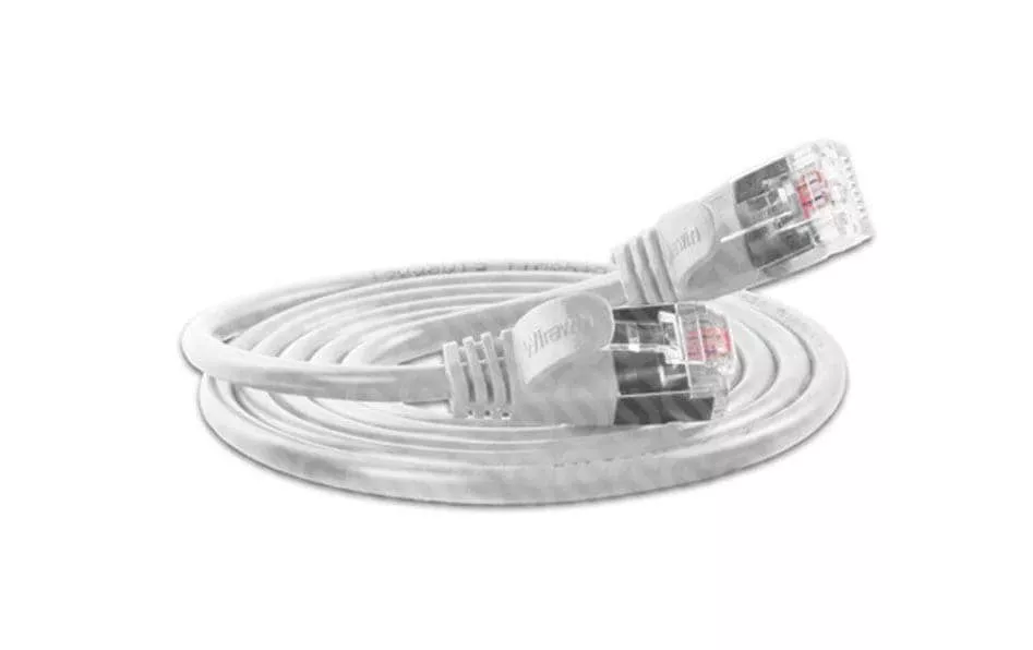 Câble patch slim RJ-45 - RJ-45, Cat 6, U/FTP, 7.5 m, Blanc