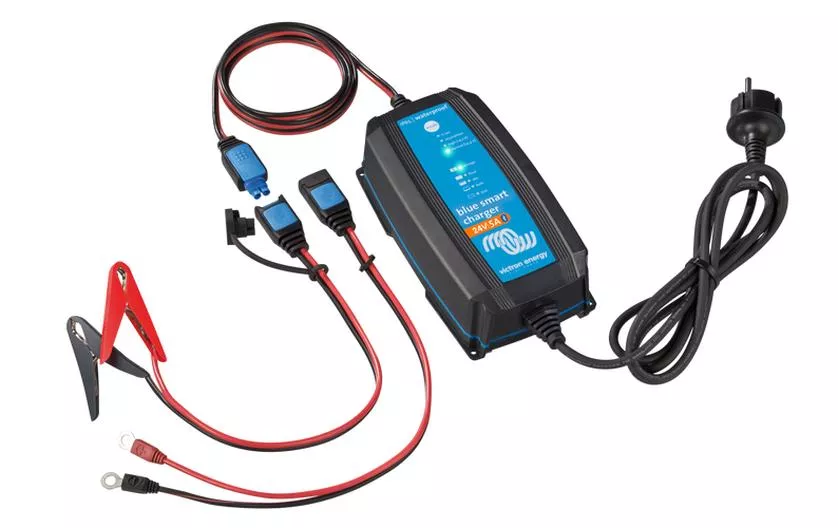 Caricabatterie Victron Blue Smart IP65 24 V 5A